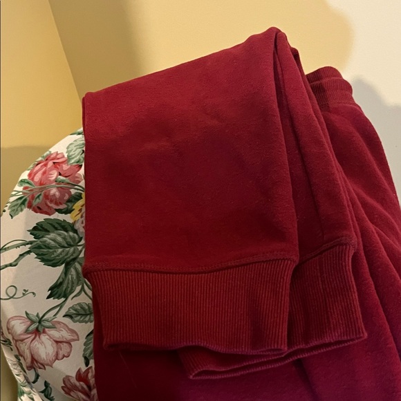 Hurley Men's Red Jogger Pants - Picture 5 of 5